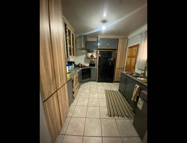 4 BEDROOM HOUSE FOR SALE IN DUNNOTTAR